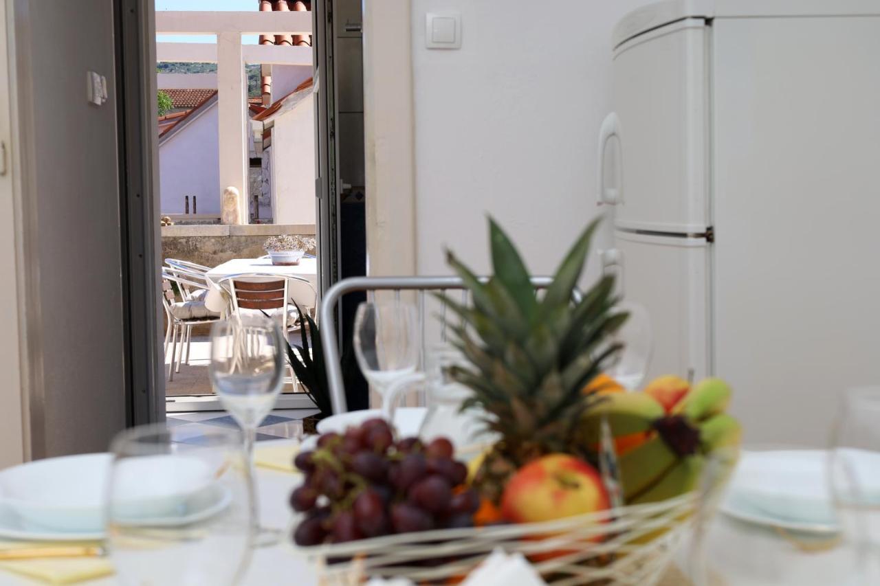 Apartman Dajana Supetar Exterior photo
