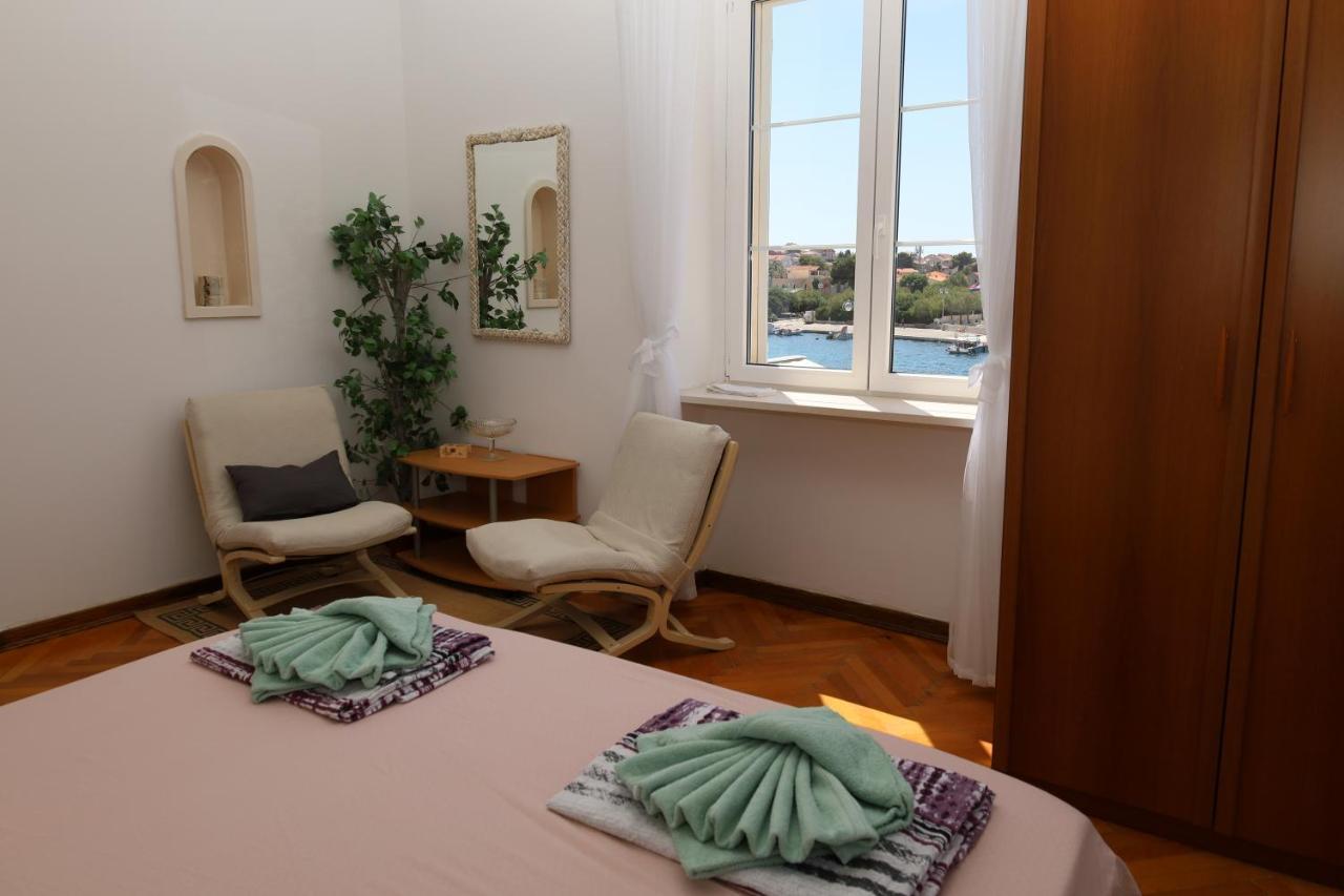 Apartman Dajana Supetar Exterior photo