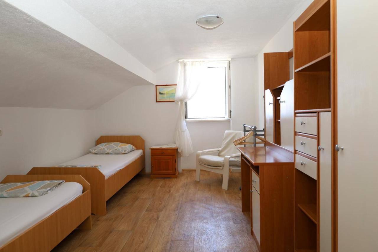 Apartman Dajana Supetar Exterior photo