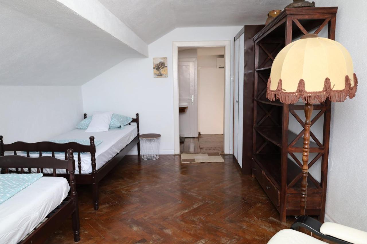 Apartman Dajana Supetar Exterior photo